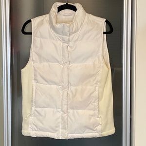 Gap down filled puffy vest